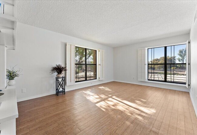 5122 N 31st Way Phoenix, AZ 85016 photo 5