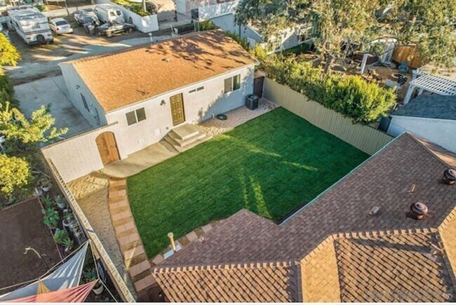 4033 Violet St La Mesa, CA 91941
