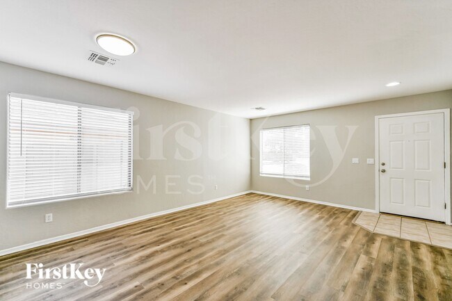 33140 N Cat Hills Ave San Tan Valley, AZ 85142 photo 4