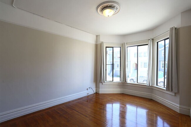 614 10th Ave San Francisco, CA 94118 photo 4