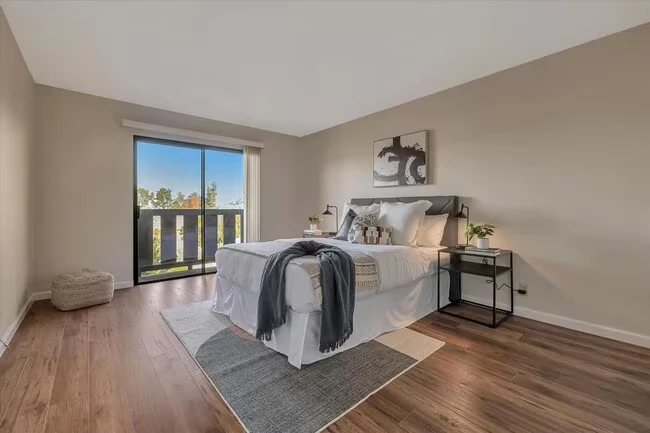 775 Chestnut St San Carlos, CA 94070 photo 5
