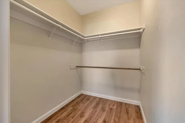 775 Chestnut St San Carlos, CA 94070 photo 4