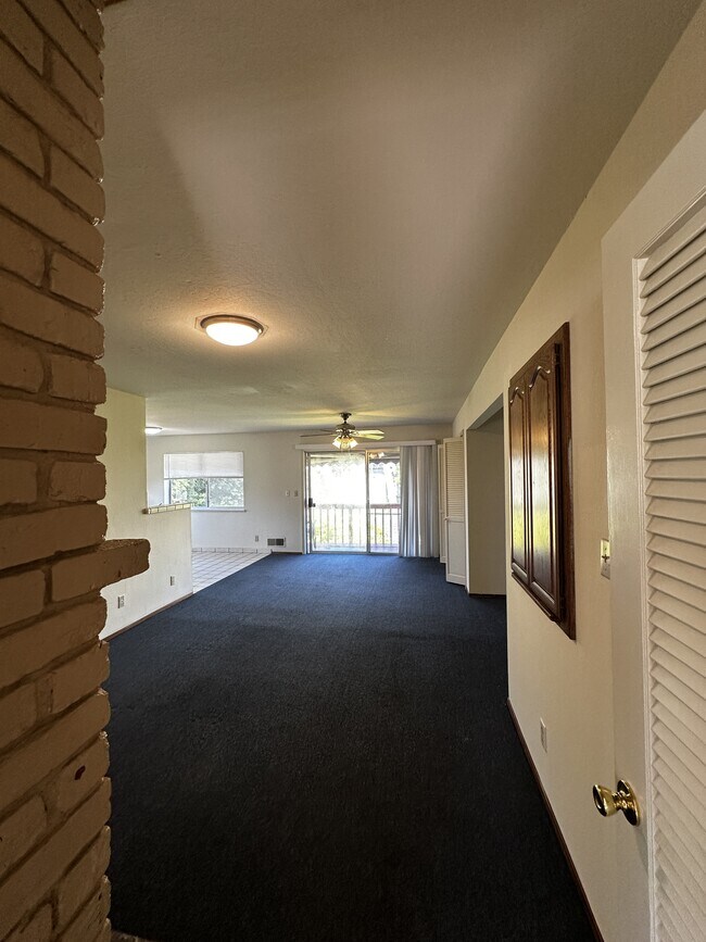 154 Maiden Ln Oakland, CA 94602 photo 5