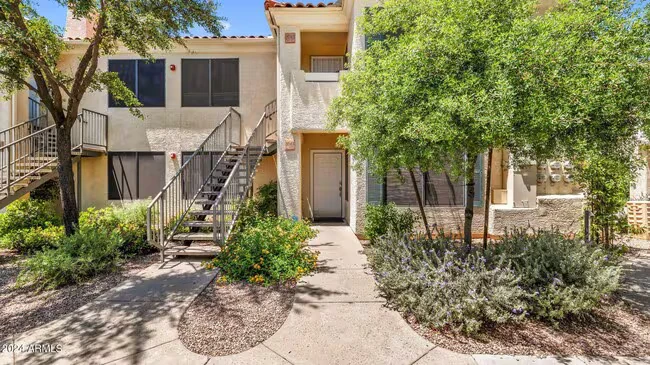 9990 N Scottsdale Rd Paradise Valley, AZ 85253 photo 2