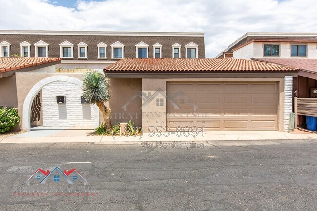 2638 E Roma Ave photo 2