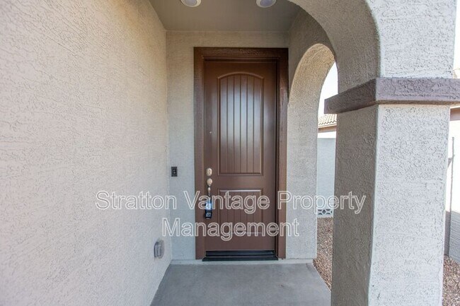 6314 S 34th Ln Phoenix, AZ 85041 photo 5