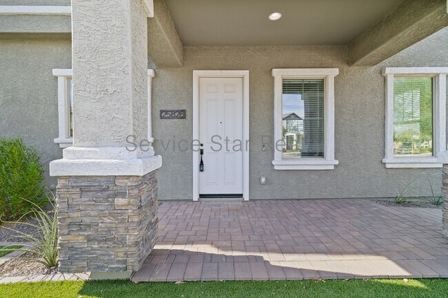 25826 N 20th Ln Phoenix, AZ 85085 photo 3