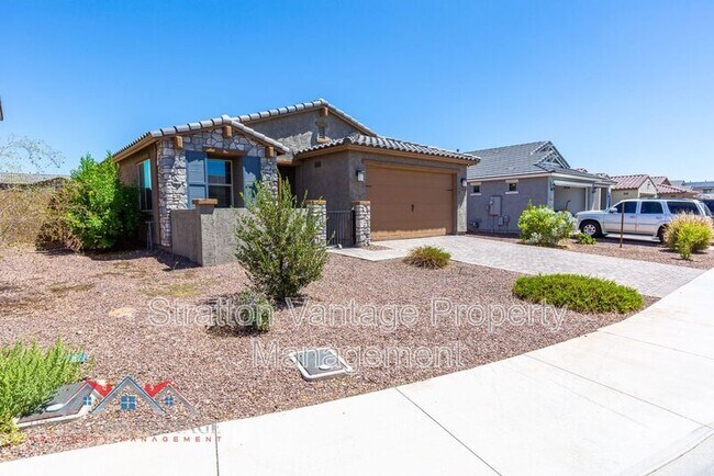 18030 W Jones Ave Goodyear, AZ 85338 photo 2