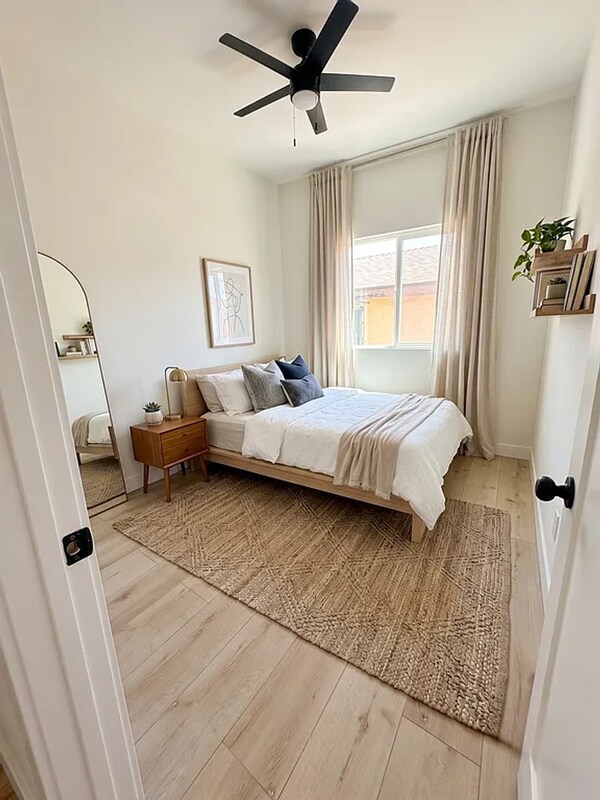 4212 J St San Diego, CA 92102 photo 4