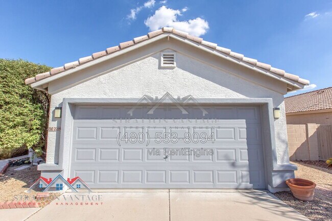 2219 E Ruby Ln Phoenix, AZ 85024 photo 4