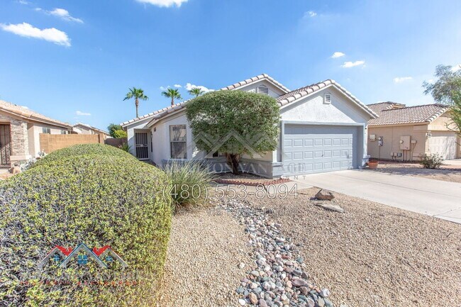 2219 E Ruby Ln Phoenix, AZ 85024 photo 3