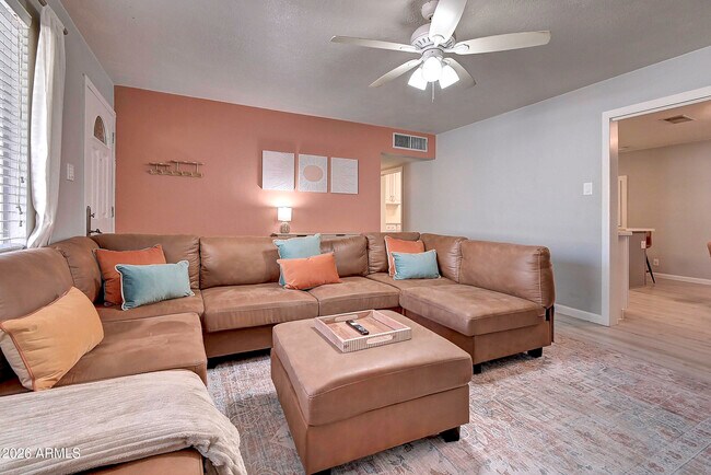 1027 W 19th St Tempe, AZ 85281 photo 5