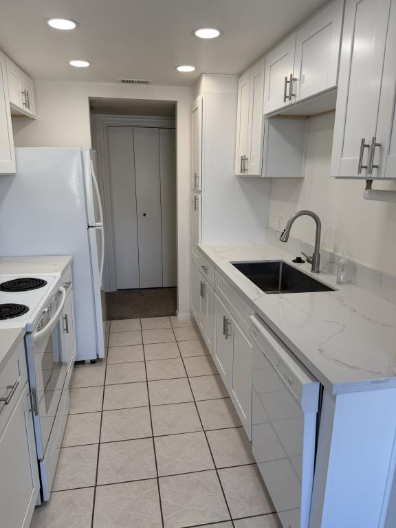 333 Orange Ave Coronado, CA 92118 photo 2