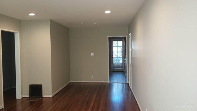 1165 Broadway Alameda, CA 94501 photo 4