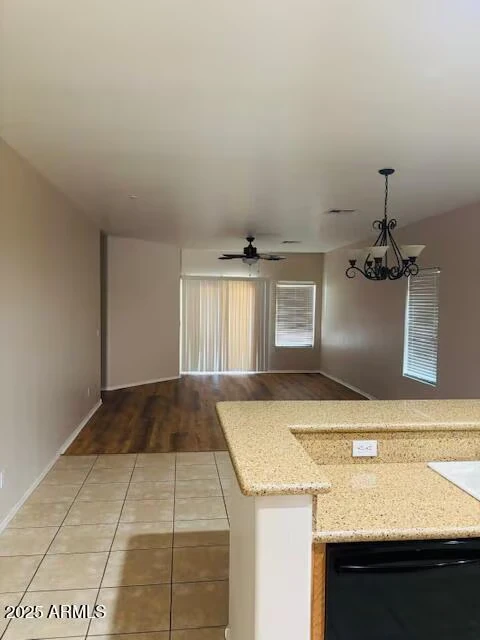 29081 N Cactus Cir San Tan Valley, AZ 85143 photo 5