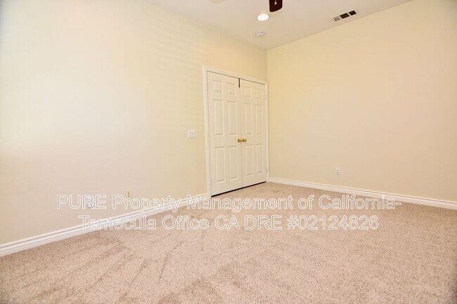 28855 Chatham Ln Temecula, CA 92591 photo 4