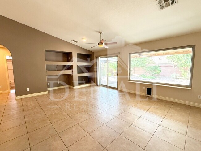 4148 E Brighton Way San Tan Valley, AZ 85140 photo 4