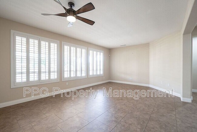 17307 N Stone Haven Dr Surprise, AZ 85374 photo 4