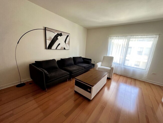 425 W Beech St San Diego, CA 92101 photo 4