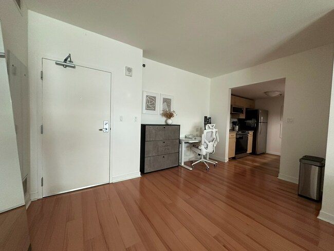 425 W Beech St San Diego, CA 92101 photo 5