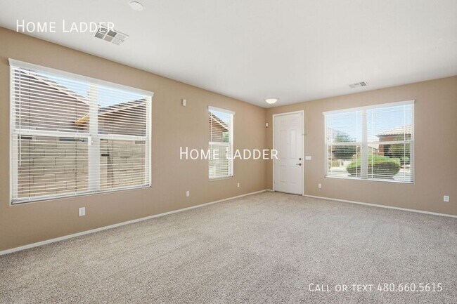 45575 W Keller Dr Maricopa, AZ 85139 photo 3