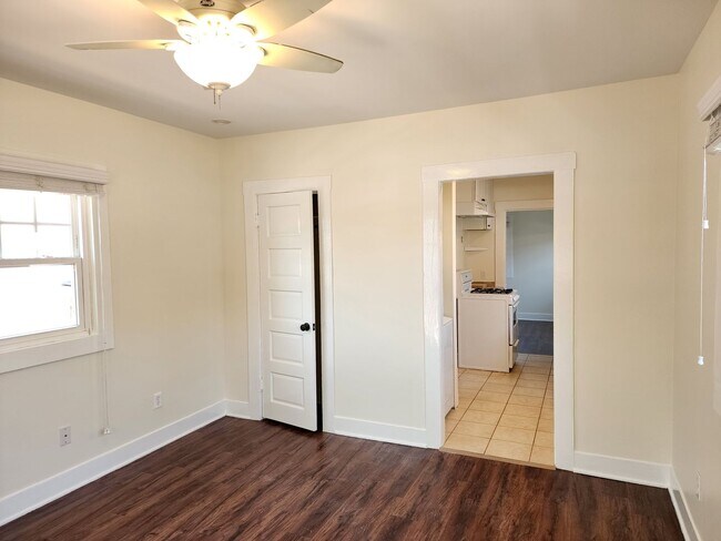 276 C Ave Coronado, CA 92118 photo 4