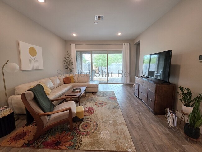 1827 N 140th Ave Goodyear, AZ 85395 photo 5