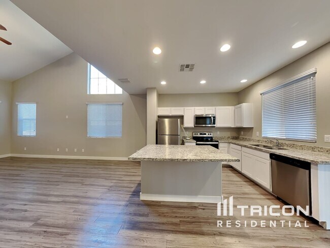 2642 E Danbury Rd Phoenix, AZ 85032 photo 4