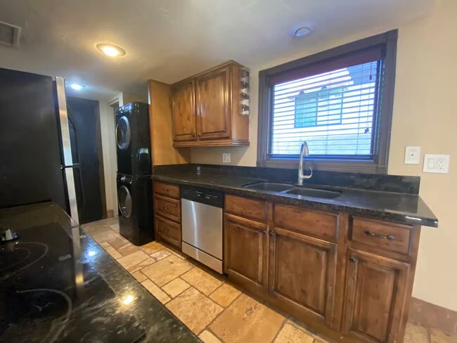 1802 E Frier Dr Phoenix, AZ 85020 photo 5