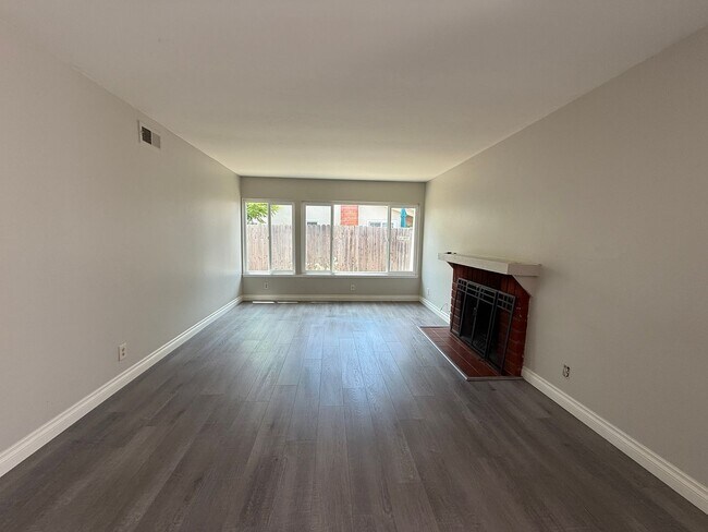 8631 Menkar Rd San Diego, CA 92126 photo 5