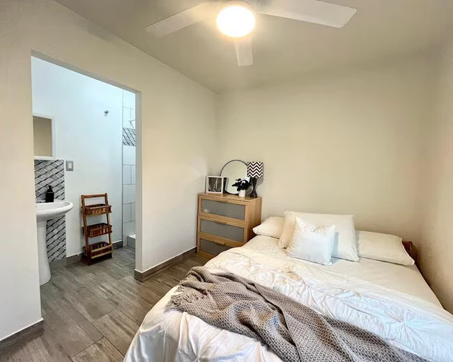 1632 E Harvard St Phoenix, AZ 85006 photo 3