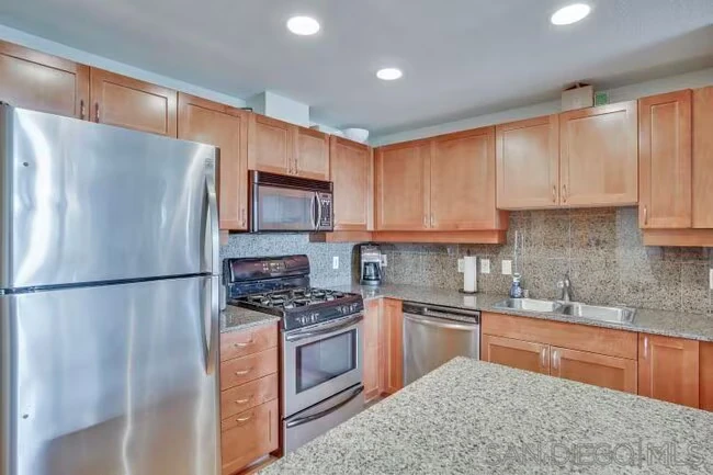 1240 India St San Diego, CA 92101 photo 5