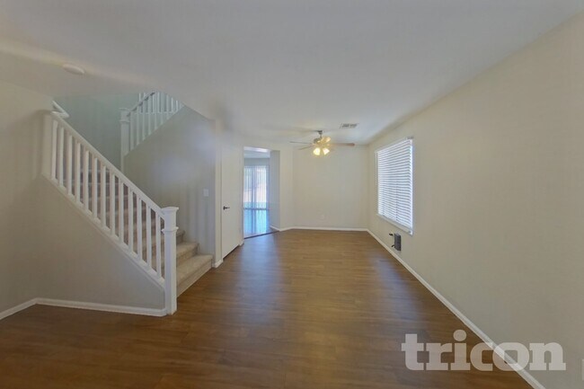 23670 W Levi Dr Buckeye, AZ 85326 photo 2