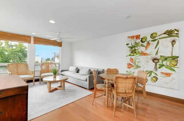 935 Genter St San Diego, CA 92037 photo 2
