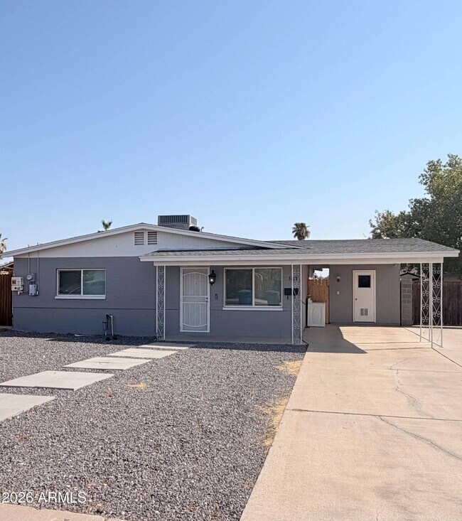 3033 W Caribbean Ln photo 3