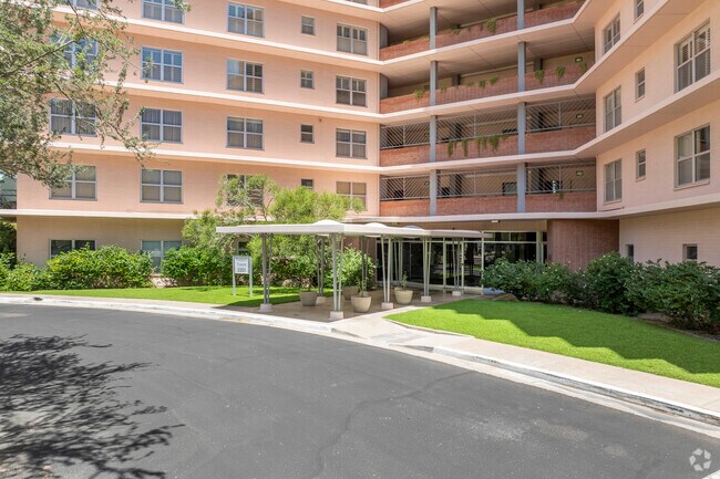 Phoenix Towers photo 5