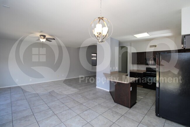 4520 E Glenhaven Dr Phoenix, AZ 85048 photo 4