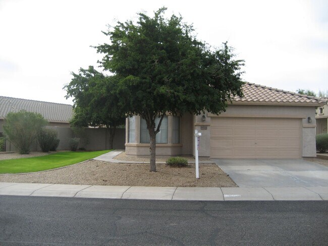 40228 N Patriot Way Anthem, AZ 85086 photo 2