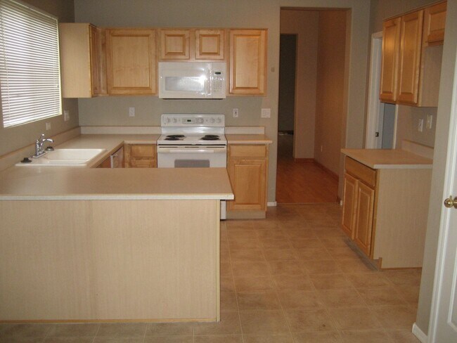40228 N Patriot Way Anthem, AZ 85086 photo 5