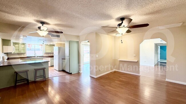 3151 S Orange Cir Mesa, AZ 85210 photo 4