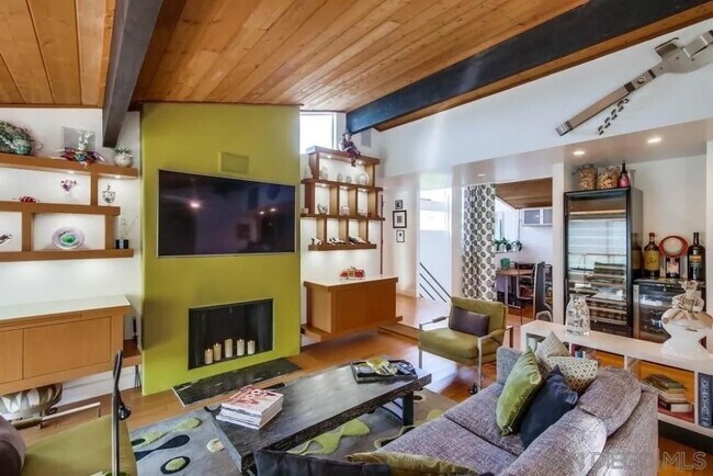 509 S Sierra Ave Solana Beach, CA 92075