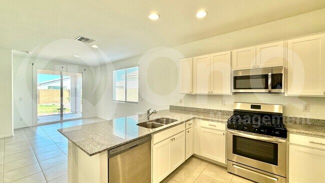 3468 E Ridley Rd San Tan Valley, AZ 85143 photo 4