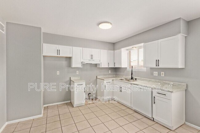 1226 W Nopal Pl Chandler, AZ 85224 photo 4