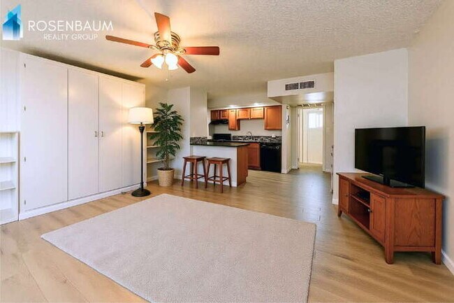 6320 N 16th St Phoenix, AZ 85016 photo 3