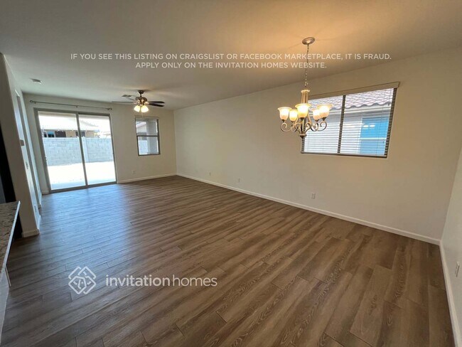 17950 W Tina Ln Surprise, AZ 85387 photo 2