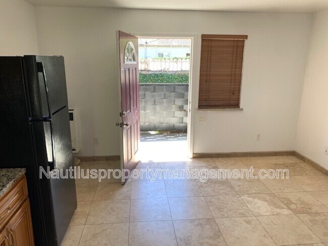 224 Center St Santa Cruz, CA 95060 photo 2