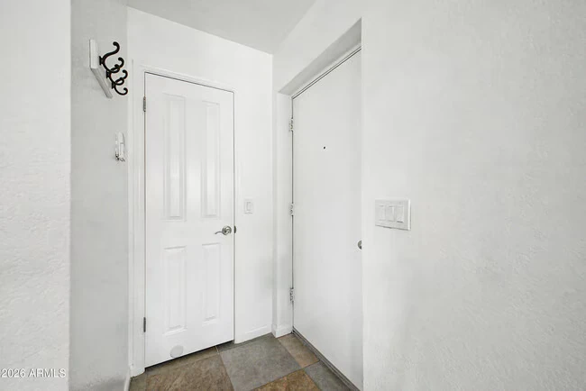 200 E Southern Ave Tempe, AZ 85282 photo 2