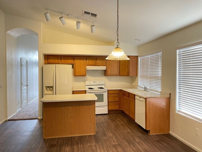 43925 W Carey Dr Maricopa, AZ 85138 photo 5