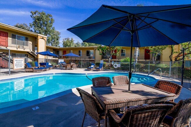Parkview Poway Apartments photo 3