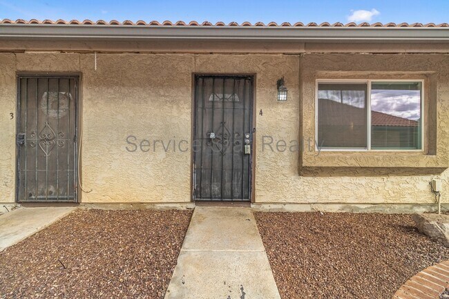 10210 N 7th Ave Phoenix, AZ 85021 photo 3